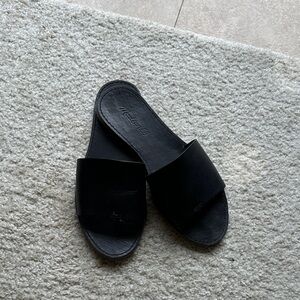 Black Leather Madewell Sandala